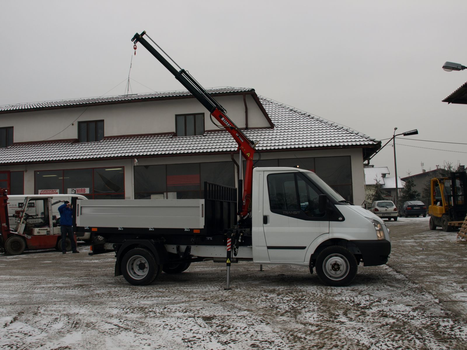 żuraw befard na busa ford transit